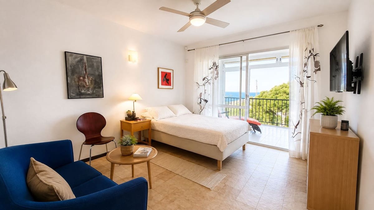 2 bedroom Apartment for sale in El Faro with pool - € 309,000 (Ref: 9971886)