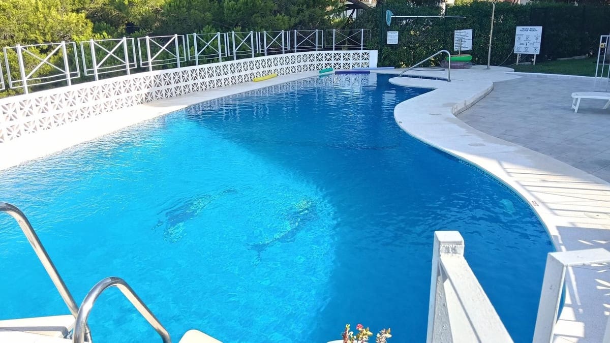 2 bedroom Apartment for sale in El Faro with pool - € 309,000 (Ref: 9971886)