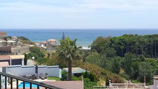 2 makuuhuone Huoneisto myytävänä paikassa El Faro, Mijas mukana uima-altaan - 309 000 € (Ref: 9971886)