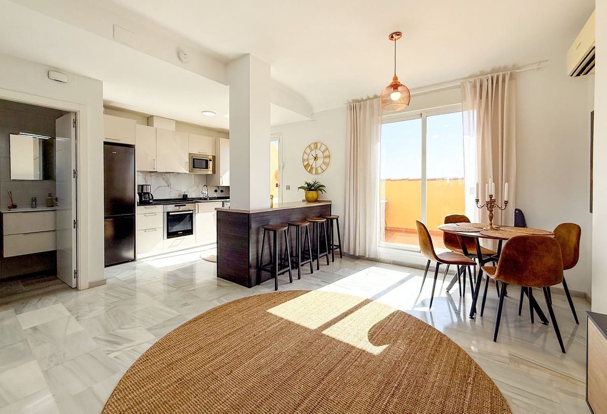 2 slaapkamer Appartement te koop in Fuengirola met zwembad garage - € 385.000 (Ref: 9971888)