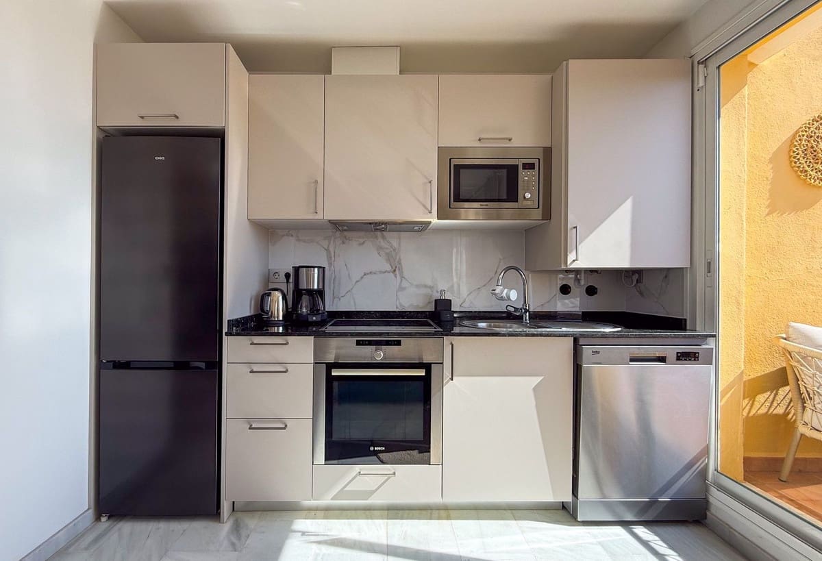 2 slaapkamer Appartement te koop in Fuengirola met zwembad garage - € 385.000 (Ref: 9971888)