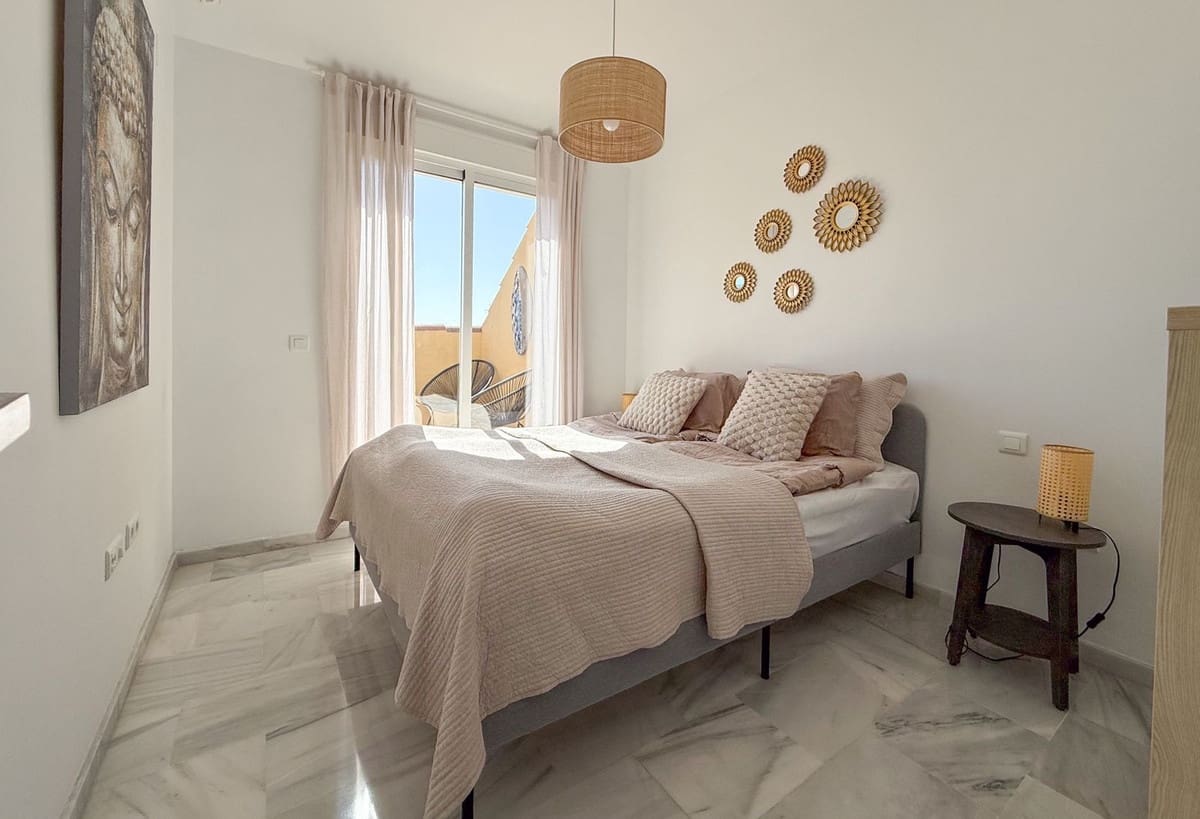 2 slaapkamer Appartement te koop in Fuengirola met zwembad garage - € 385.000 (Ref: 9971888)