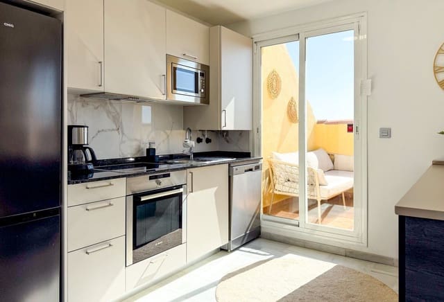 2 slaapkamer Appartement te koop in Torreblanca, Fuengirola met zwembad garage - € 385.000 (Ref: 9971888)
