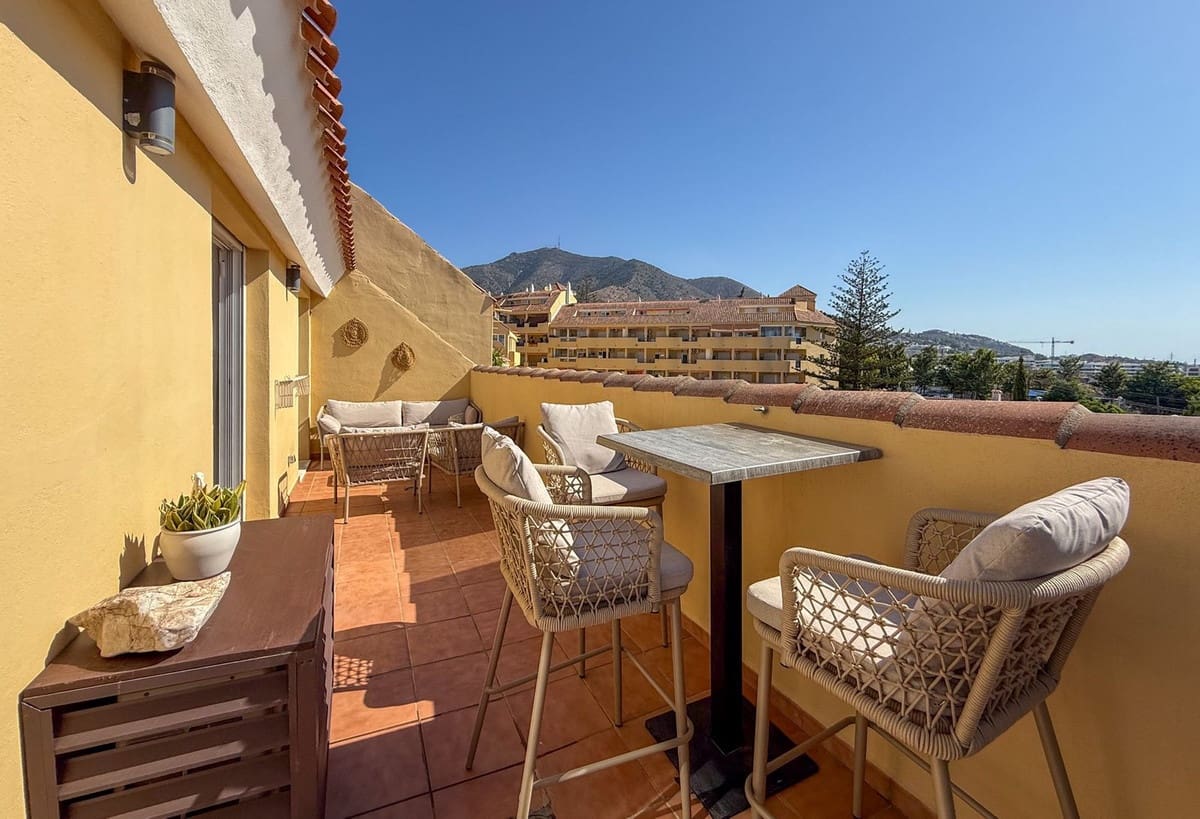 2 slaapkamer Appartement te koop in Fuengirola met zwembad garage - € 385.000 (Ref: 9971888)