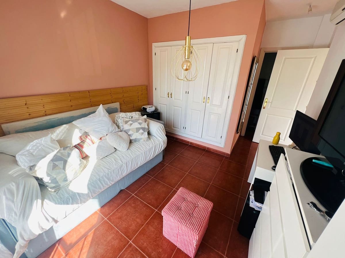3 soverom Hus til salgs i Bahia de Casares med svømmebasseng - € 378 000 (Ref: 9971890)