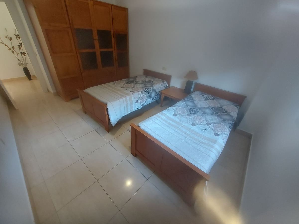 3 bedroom Apartment for sale in La Duquesa / Puerto de la Duquesa with pool garage - € 315,000 (Ref: 9971896)