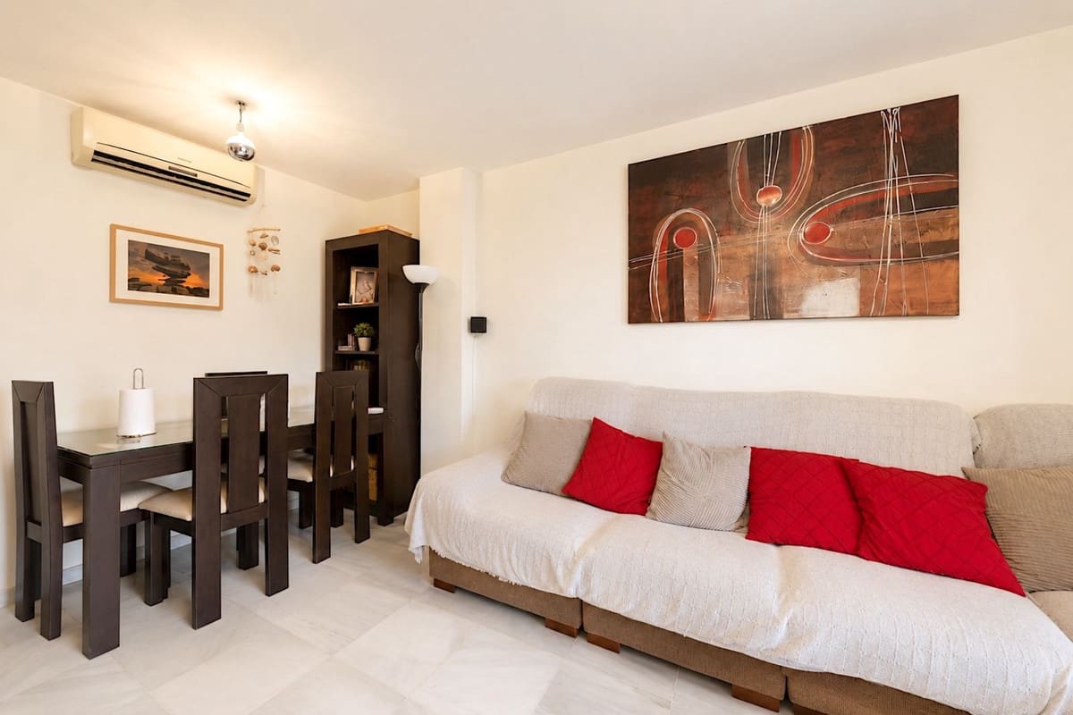 2 soverom Leilighet til salgs i La Cala de Mijas med svømmebasseng - € 399 000 (Ref: 9971897)