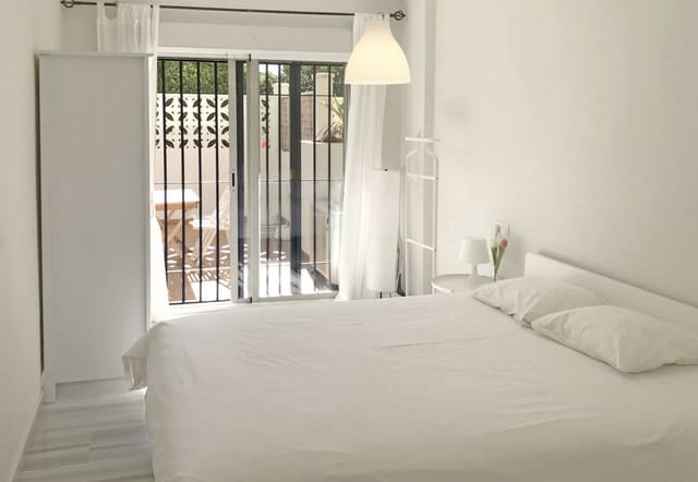 1 soveværelse Lejlighed til salg i El Rosario, Marbella med swimmingpool - € 338.000 (Ref: 9971900)