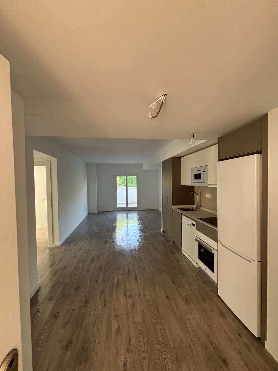 3 bedroom Apartment for sale in Fuengirola with pool - € 370,000 (Ref: 9971903)
