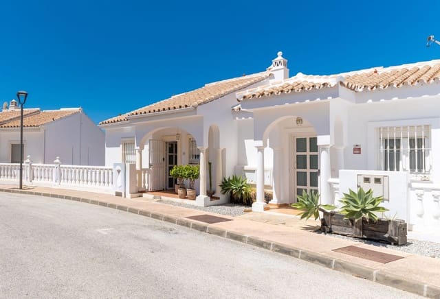 3 soveværelse Byhus til salg i Mijas med swimmingpool - € 395.000 (Ref: 9971907)