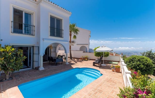 3 soveværelse Byhus til salg i Mijas med swimmingpool - € 395.000 (Ref: 9971907)