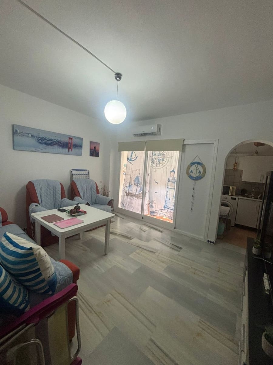 2 sypialnia Apartament na sprzedaż w Estepona z basenem - 320 000 € (Ref: 9971909)