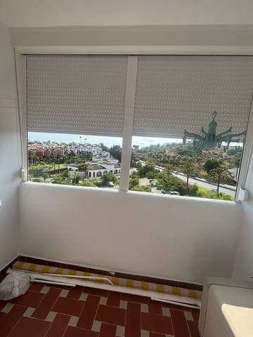 2 soverom Leilighet til salgs i Guadalobón, Estepona med svømmebasseng - € 320 000 (Ref: 9971909)