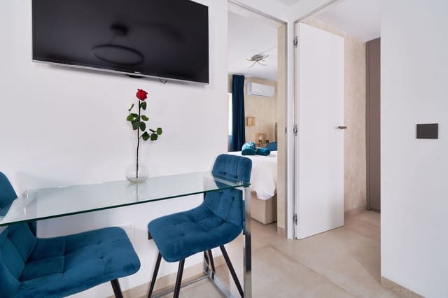 Apartamento de 2 habitaciones en Marbella en venta - 404.000 € (Ref: 9971915)
