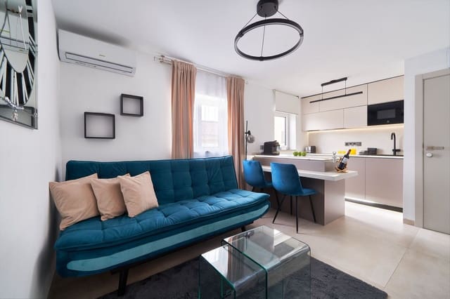 Apartamento de 2 habitaciones en Marbella en venta - 404.000 € (Ref: 9971915)