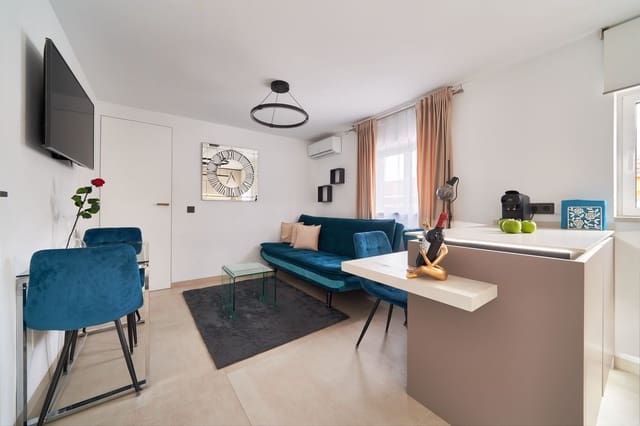 Apartamento de 2 habitaciones en Marbella en venta - 404.000 € (Ref: 9971915)