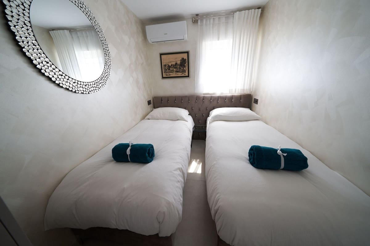 Apartamento de 2 habitaciones en Marbella en venta - 404.000 € (Ref: 9971915)