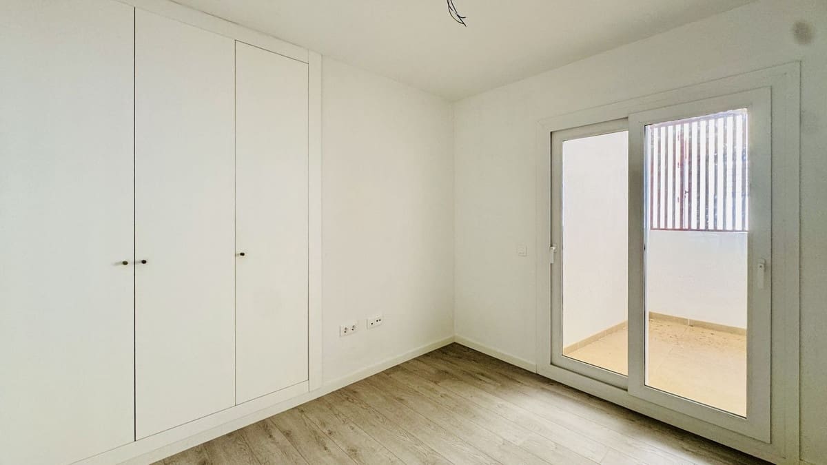 3 soveværelse Lejlighed til salg i Fuengirola med swimmingpool - € 380.000 (Ref: 9971916)
