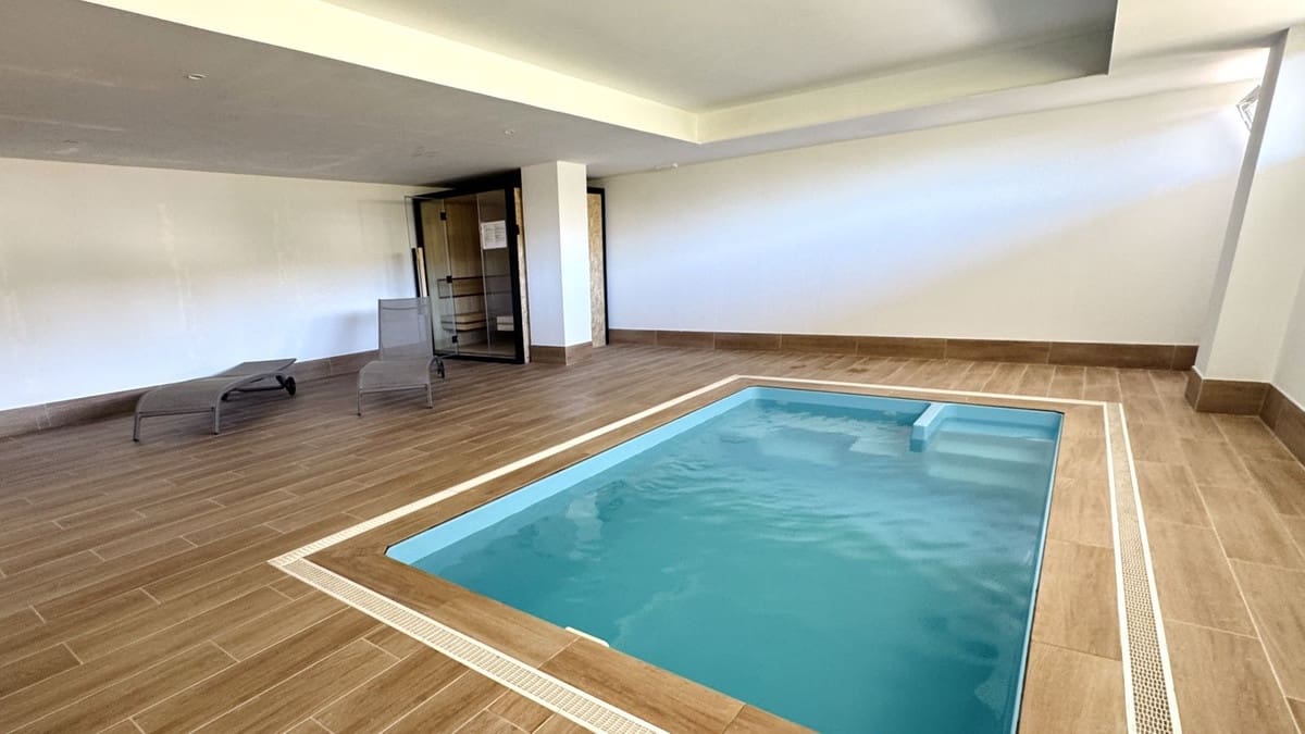 3 soveværelse Lejlighed til salg i Fuengirola med swimmingpool - € 380.000 (Ref: 9971916)