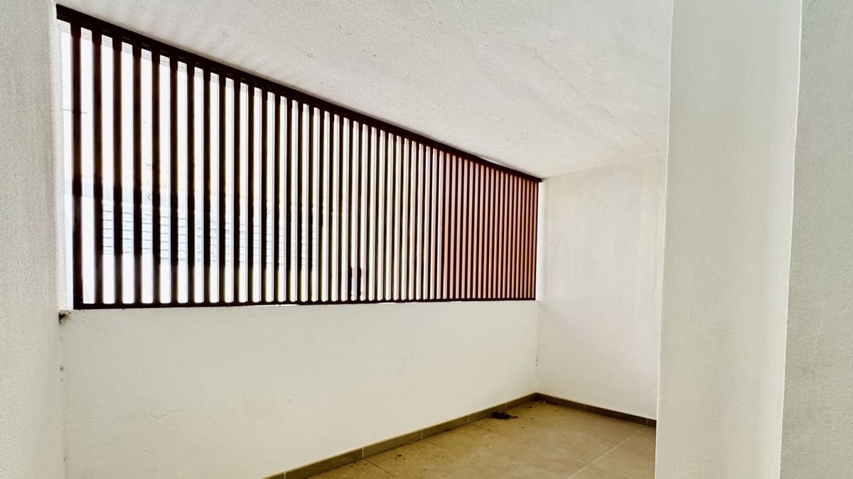 3 soveværelse Lejlighed til salg i Fuengirola med swimmingpool - € 380.000 (Ref: 9971916)