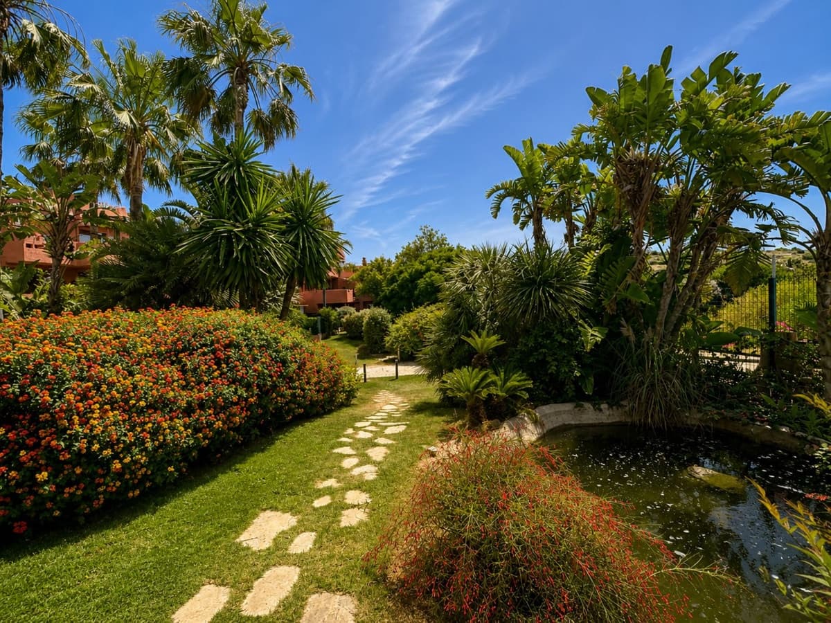 4 slaapkamer Appartement te koop in Casares met zwembad garage - € 395.000 (Ref: 9971920)