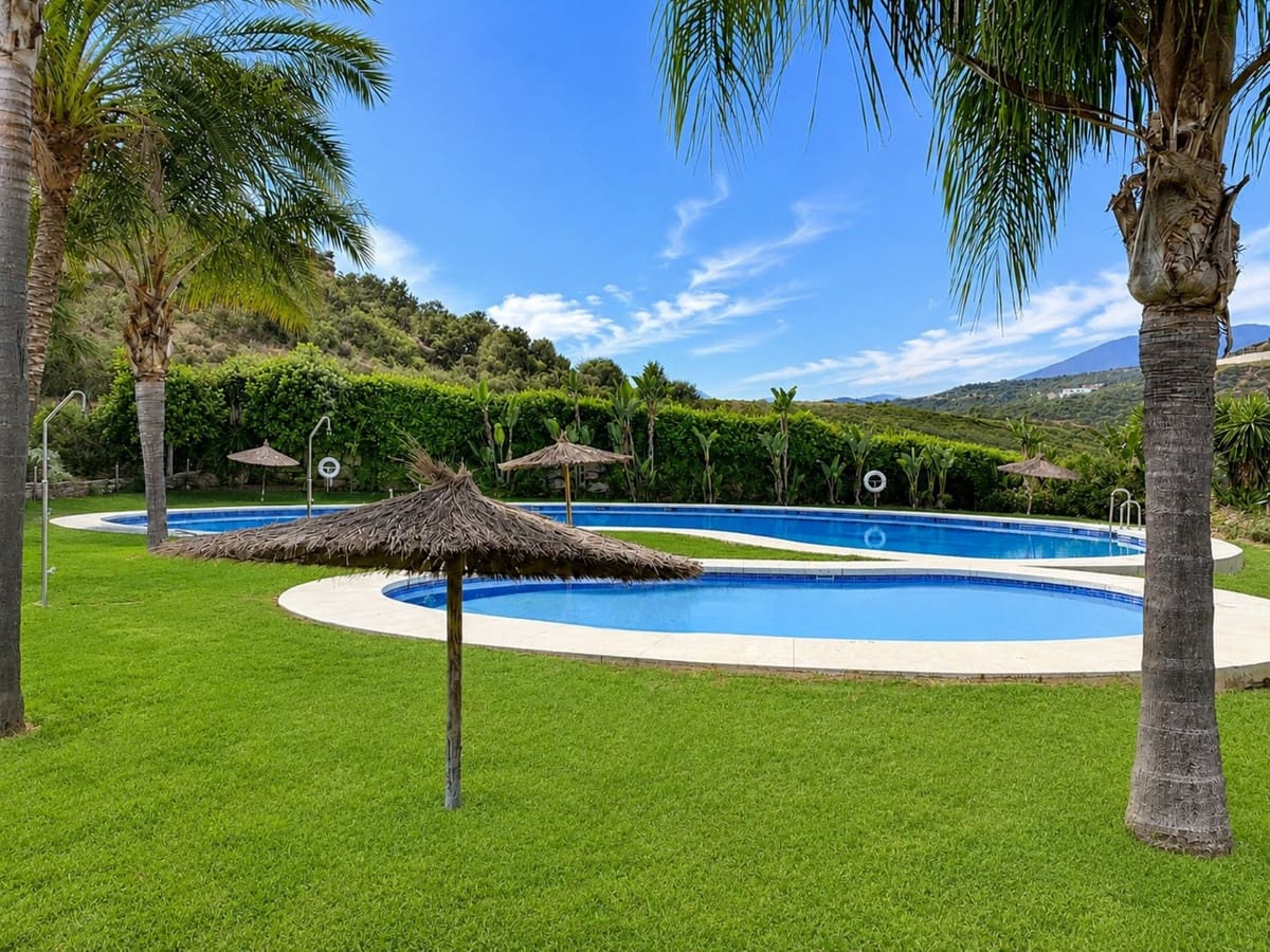 4 slaapkamer Appartement te koop in Casares met zwembad garage - € 395.000 (Ref: 9971920)