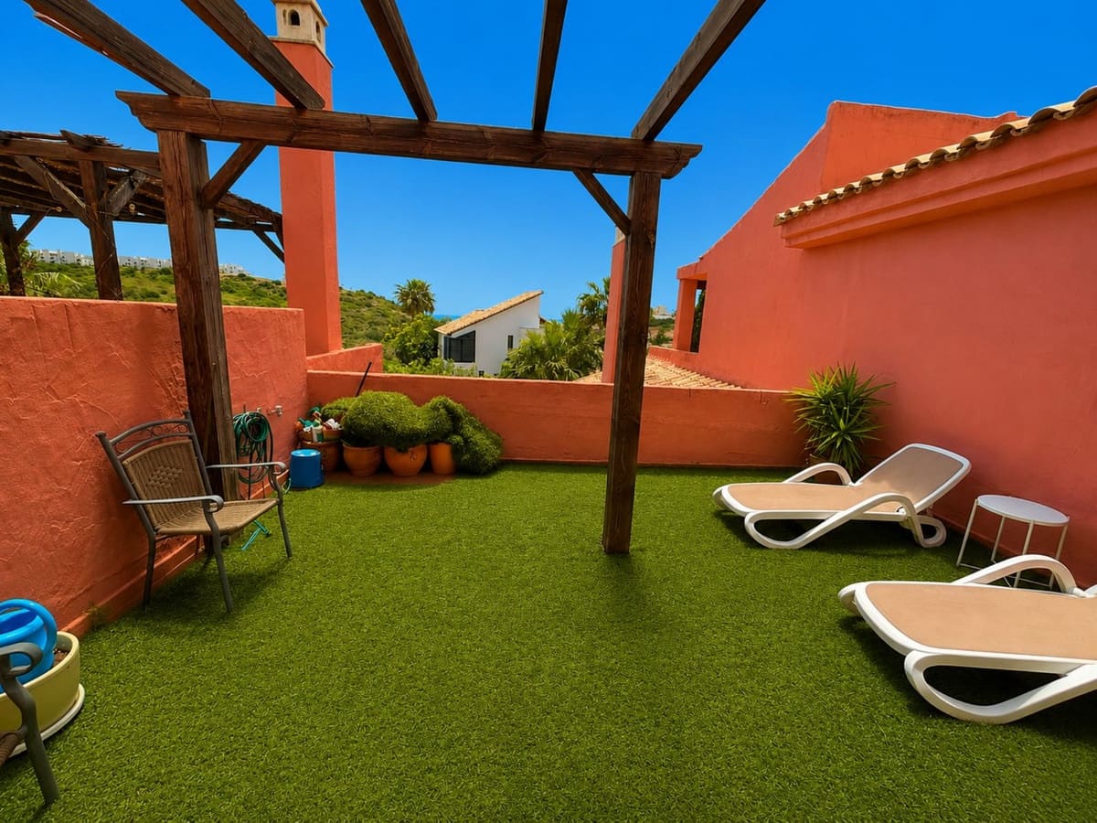 4 slaapkamer Appartement te koop in Casares met zwembad garage - € 395.000 (Ref: 9971920)