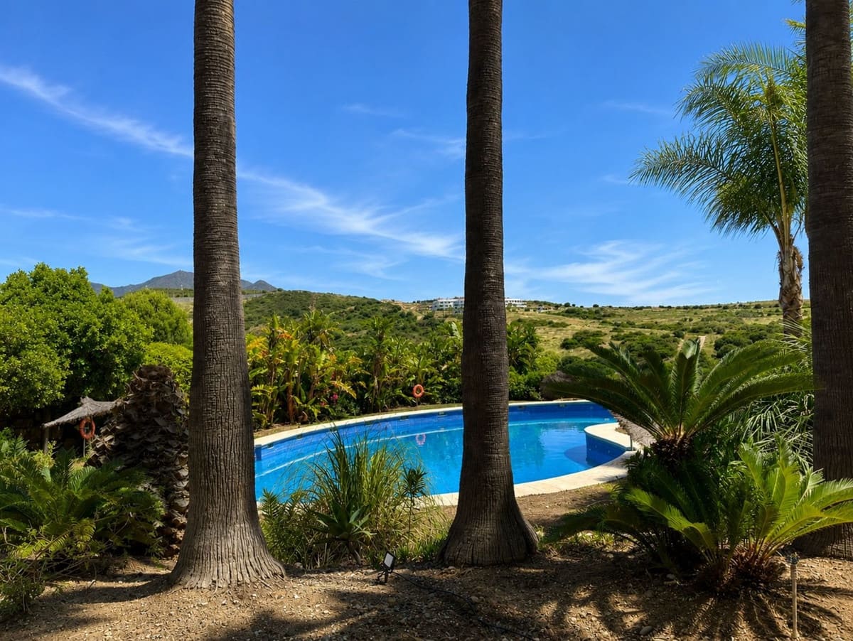 4 slaapkamer Appartement te koop in Casares met zwembad garage - € 395.000 (Ref: 9971920)