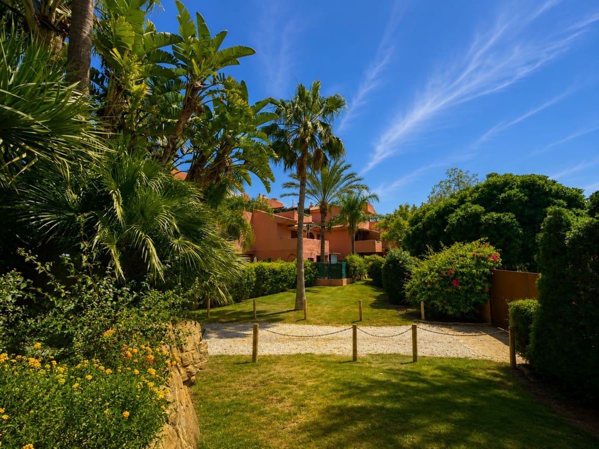 4 slaapkamer Appartement te koop in Casares met zwembad garage - € 395.000 (Ref: 9971920)