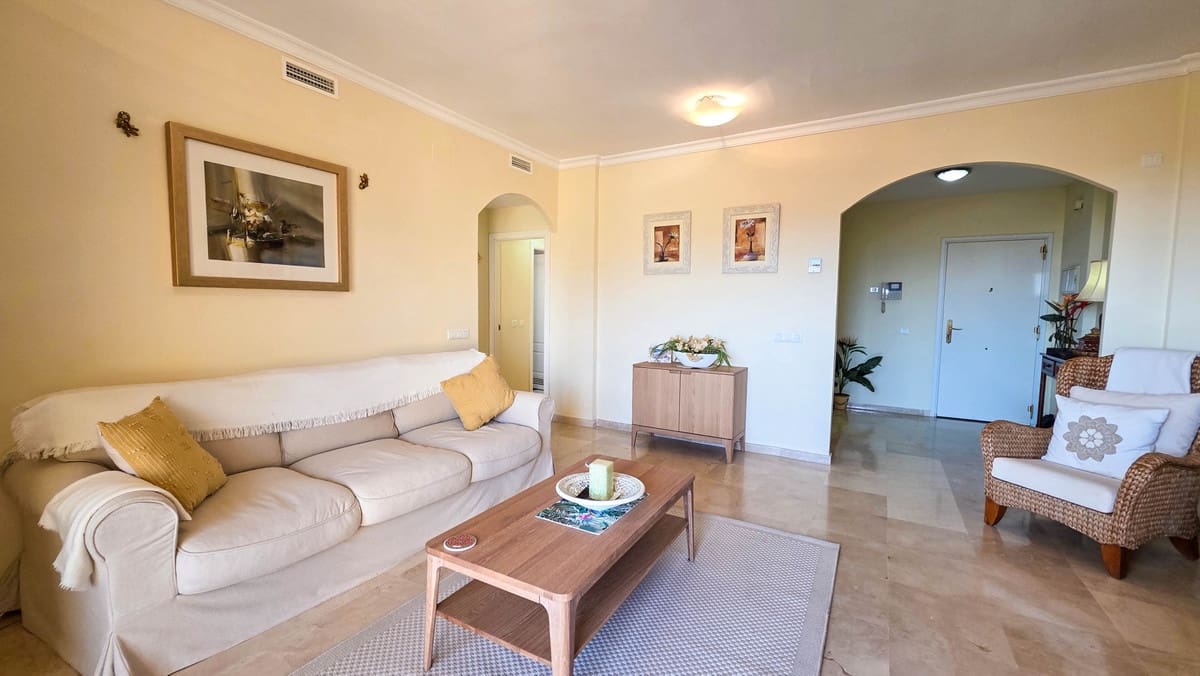 2 makuuhuone Huoneisto myytävänä paikassa Manilva mukana uima-altaan - 279 000 € (Ref: 9971921)