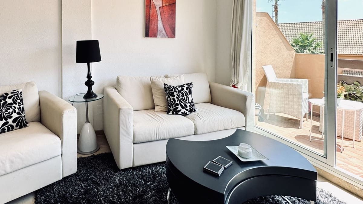 3 soveværelse Lejlighed til salg i Bahia de Casares med swimmingpool - € 399.000 (Ref: 9971922)