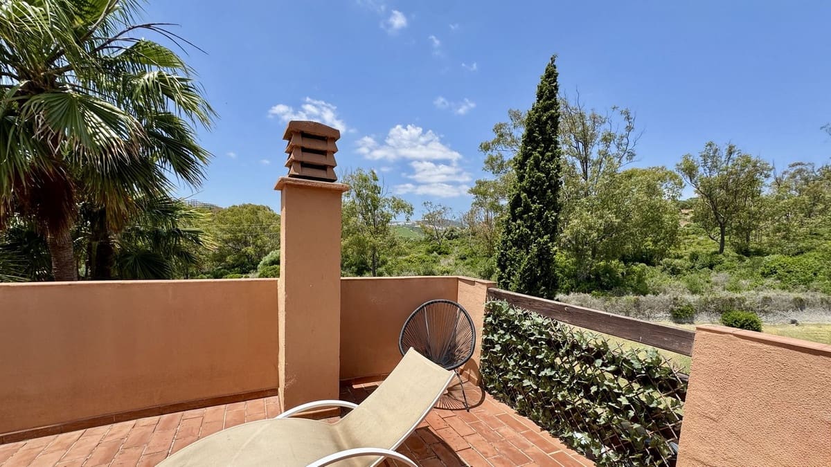 3 soveværelse Lejlighed til salg i Bahia de Casares med swimmingpool - € 399.000 (Ref: 9971922)