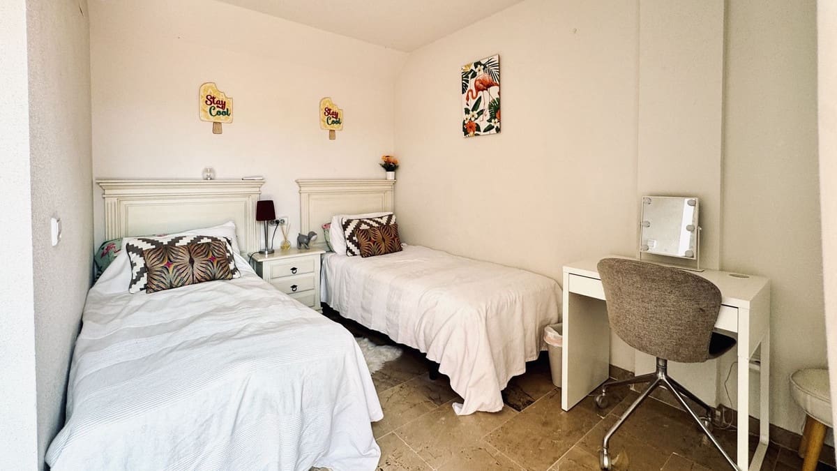 3 soveværelse Lejlighed til salg i Bahia de Casares med swimmingpool - € 399.000 (Ref: 9971922)
