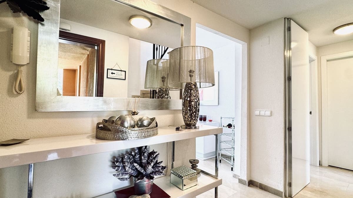 3 soveværelse Lejlighed til salg i Bahia de Casares med swimmingpool - € 399.000 (Ref: 9971922)
