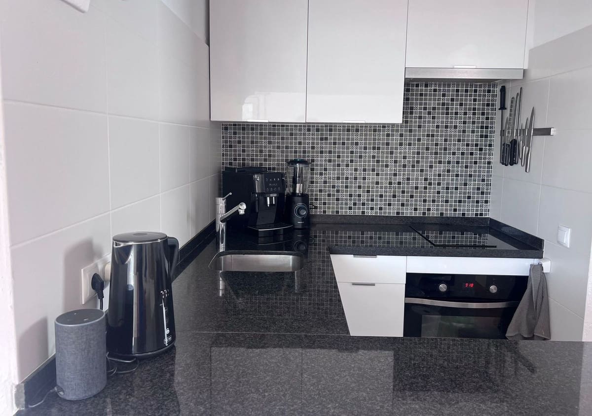 Estudio en Benahavís en venta con piscina - 239.000 € (Ref: 9971927)