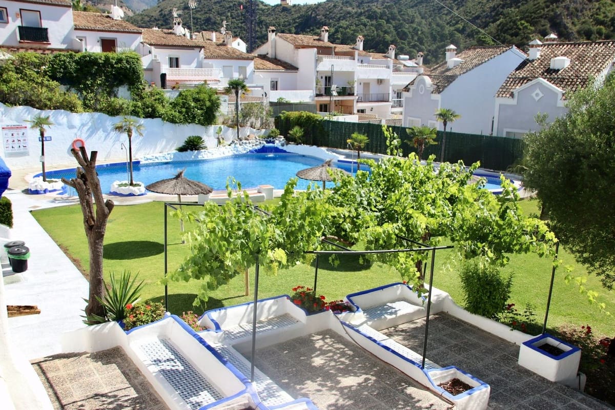 Estudio en Benahavís en venta con piscina - 239.000 € (Ref: 9971927)