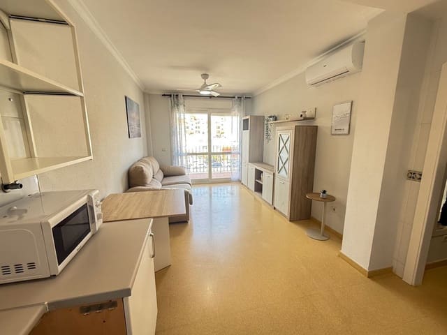 2 bedroom Apartment for sale in San Luis de Sabinillas, Manilva with pool - € 270,000 (Ref: 9971929)