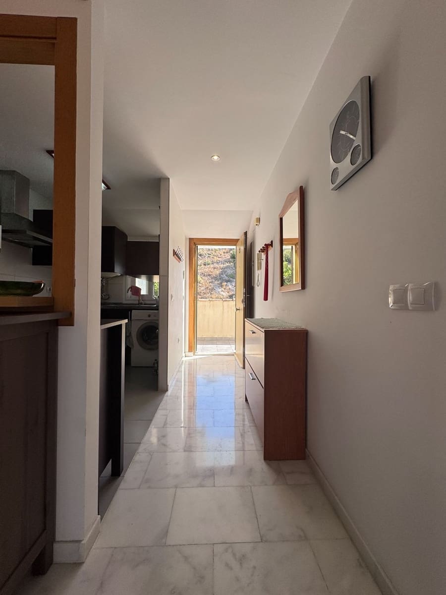 2 soveværelse Lejlighed til salg i Fuengirola med swimmingpool - € 369.000 (Ref: 9971934)