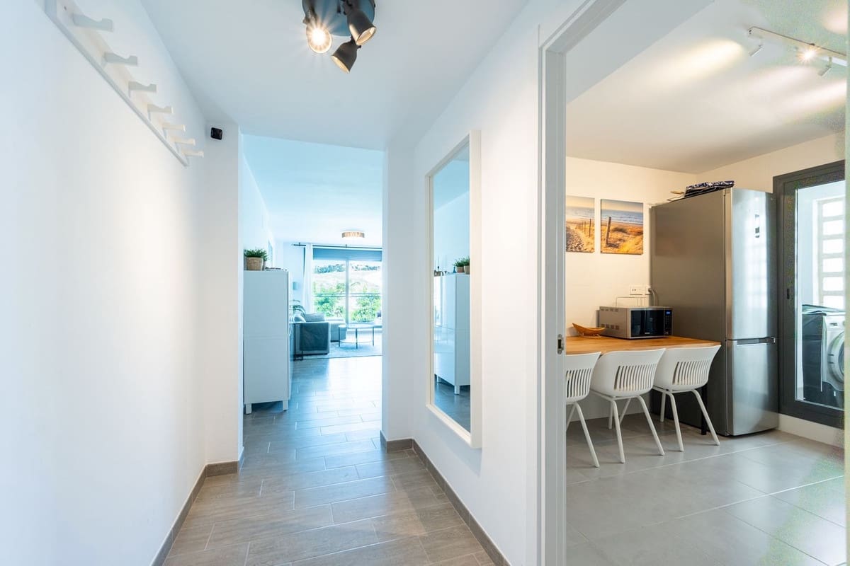 2 soveværelse Lejlighed til salg i La Cala de Mijas med swimmingpool - € 345.000 (Ref: 9971942)