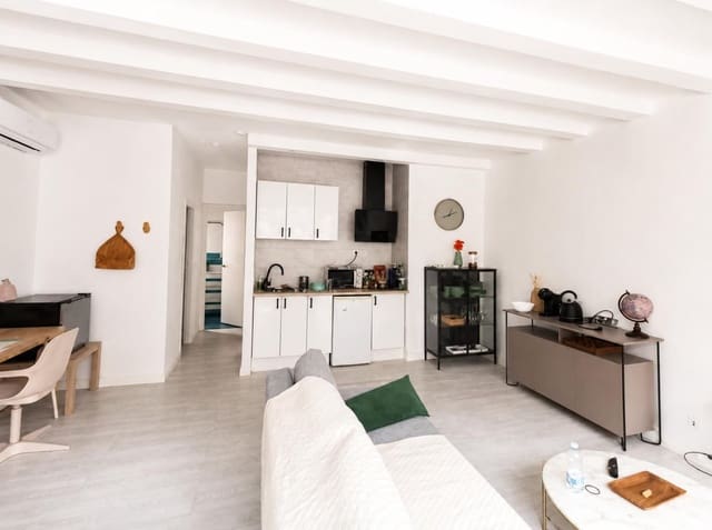 1 soverom Leilighet til salgs i Torremolinos med svømmebasseng - € 373 000 (Ref: 9971947)