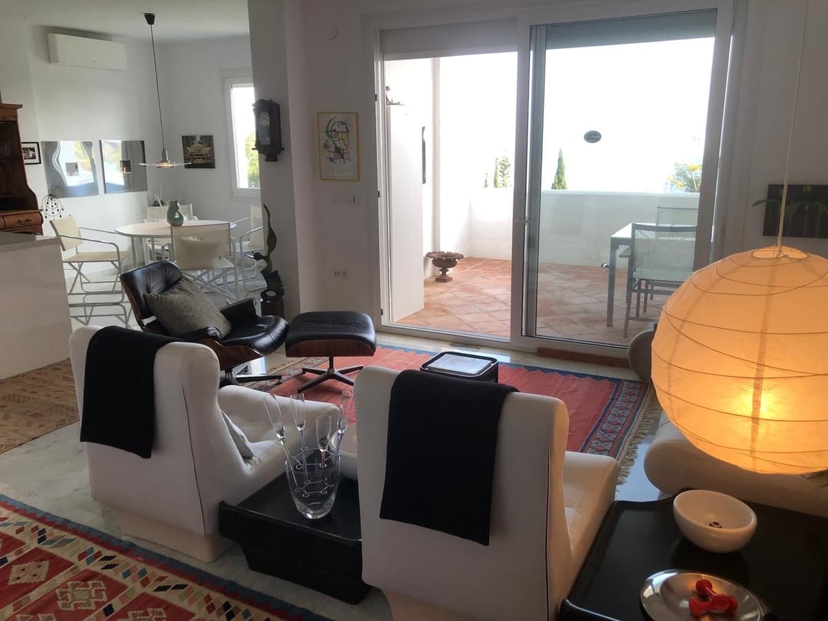 2 soverom Leilighet til salgs i La Mairena med svømmebasseng - € 328 000 (Ref: 9971949)