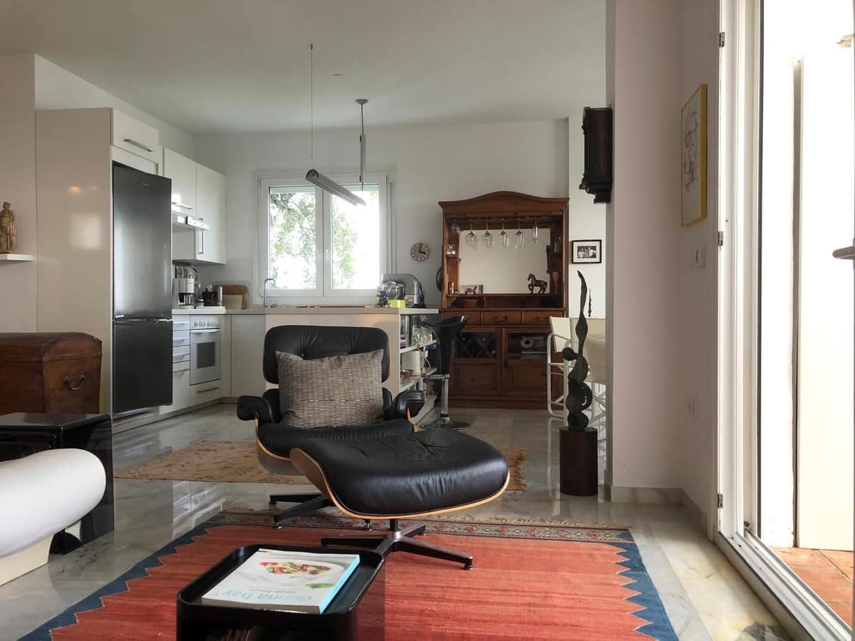 2 soverom Leilighet til salgs i La Mairena med svømmebasseng - € 328 000 (Ref: 9971949)
