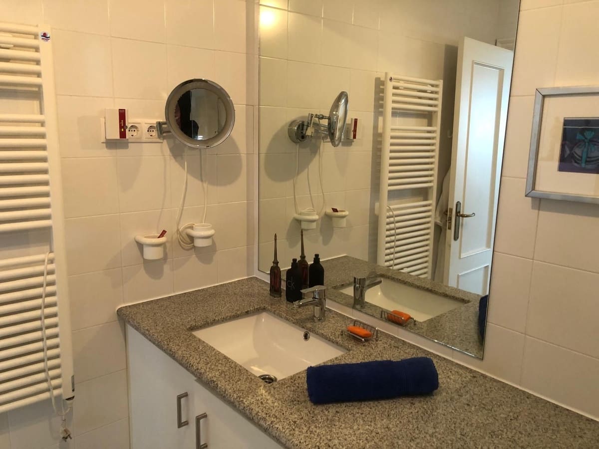 2 soverom Leilighet til salgs i La Mairena med svømmebasseng - € 328 000 (Ref: 9971949)