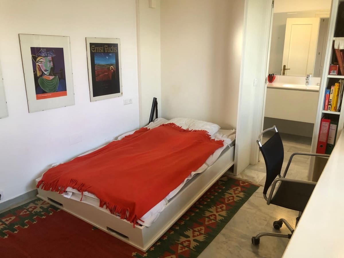2 soverom Leilighet til salgs i La Mairena med svømmebasseng - € 328 000 (Ref: 9971949)