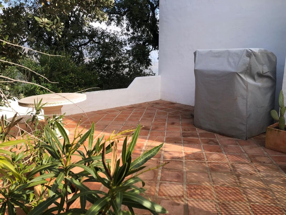 2 soverom Leilighet til salgs i La Mairena med svømmebasseng - € 328 000 (Ref: 9971949)