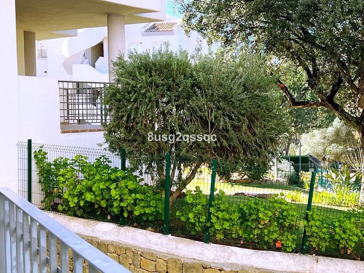 3 bedroom Apartment for sale in Elviria with pool garage - € 399,000 (Ref: 9971951)