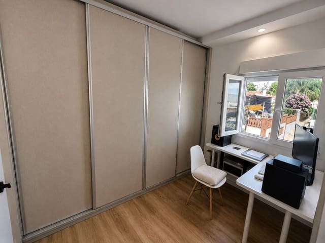 1 soverom Leilighet til salgs i Nueva Andalucia, Marbella - € 209 000 (Ref: 9971953)