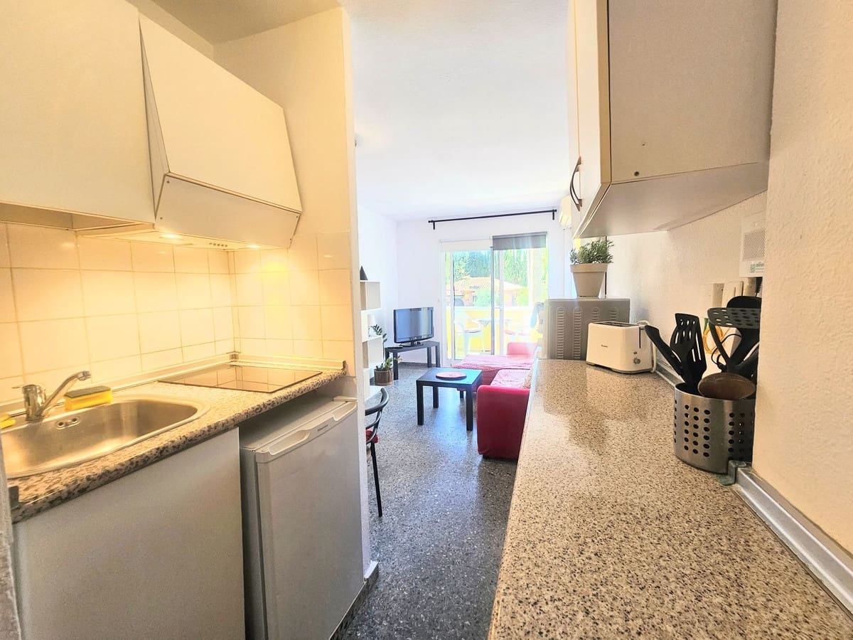 1 soveværelse Lejlighed til salg i Artola med swimmingpool - € 249.500 (Ref: 9971957)