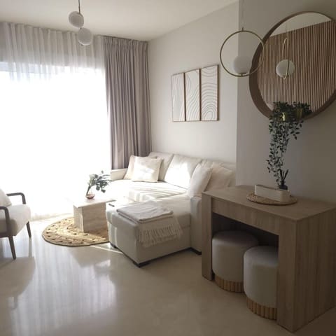 2 sovrum Lägenhet till salu i Estepona med pool garage - 368 000 € (Ref: 9971962)