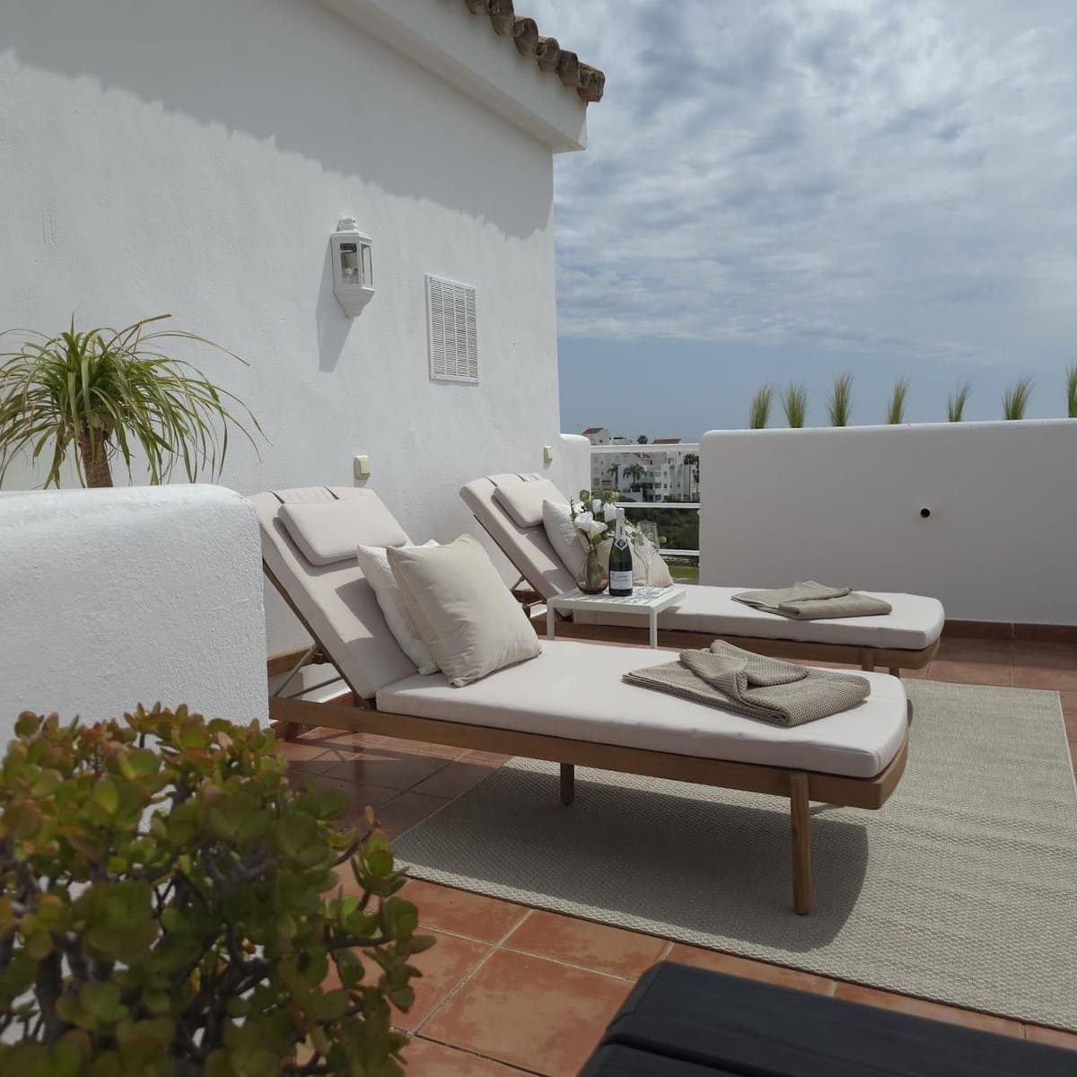 2 sovrum Lägenhet till salu i Estepona med pool garage - 368 000 € (Ref: 9971962)